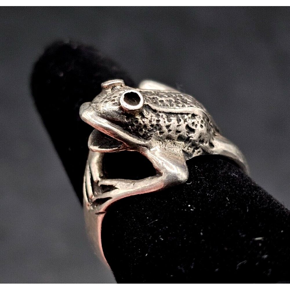 Vintage Sterling Silver Frog Ring Unique Textured Open Mouth SIZE 7.5‎